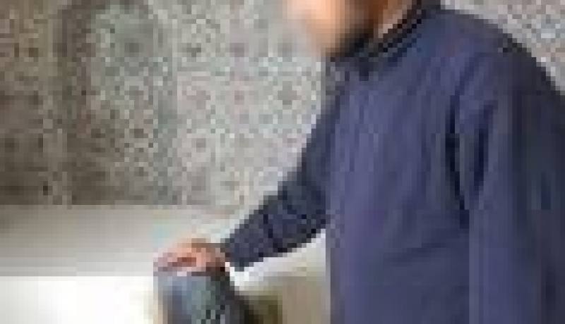 راق يختلي بشابة ويعتدي عليها جنسيا بالعاصمة