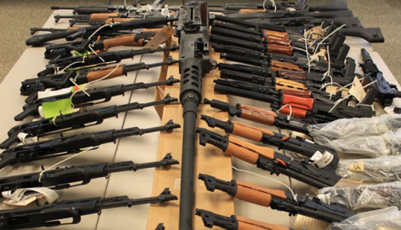 إحباط محاولة تهريب صواريخ وأسلحة إلى مصر