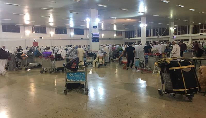 بالصور..وصول البعثة الخامسة للحجاج الجزائرين بمطار هواري بومدين