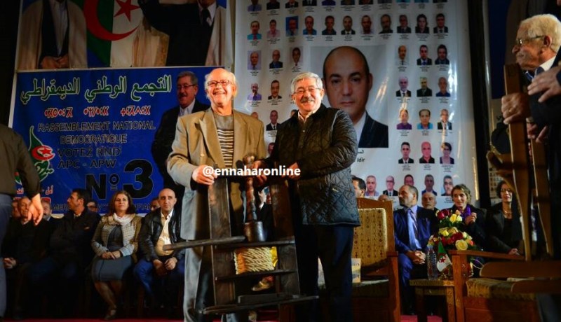 بالصور..أويحيى يُكرّم بتيزي وزو