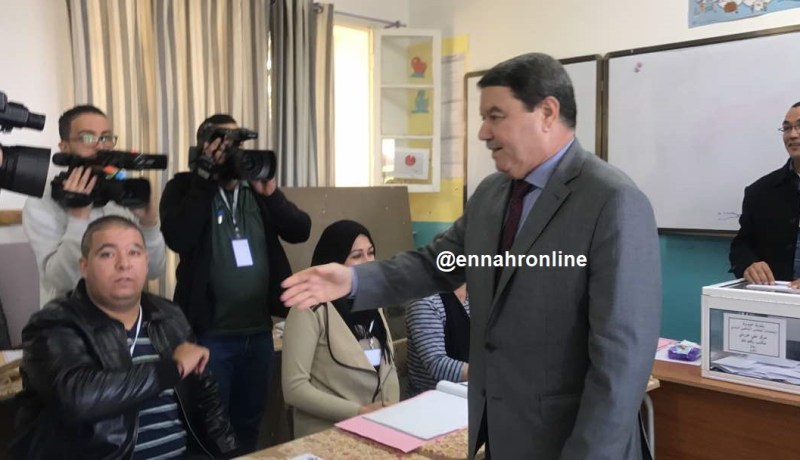 بالفيديو.. اللواء هامل يؤدي واجبه الانتخابي