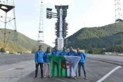 الرئيس الصيني يهنئ بوتفليقة بعد نجاح إطلاق القمر الصناعي