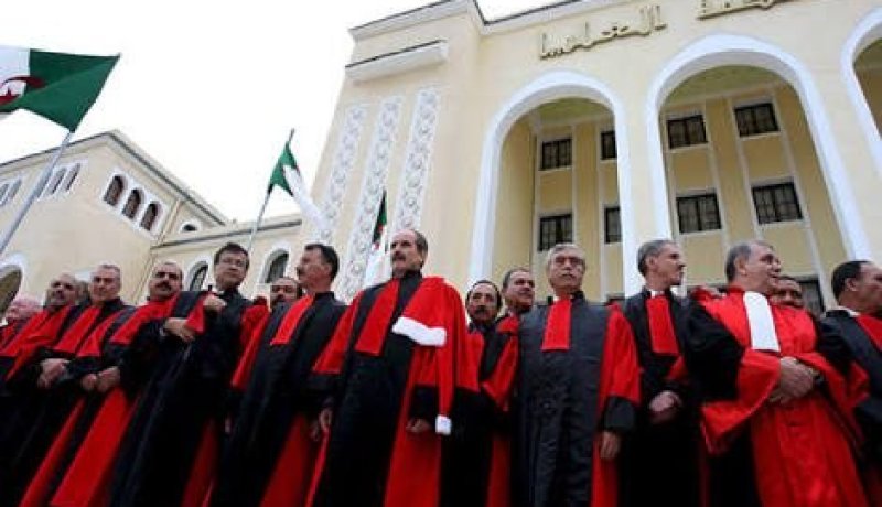 الفدرالية الوطنية لقطاع العدالة تعلن عن دعمها لموقف نقابة القضاة