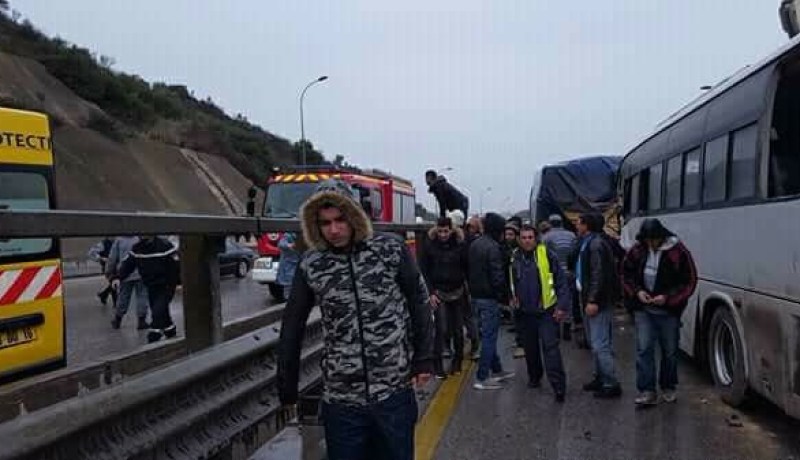 بالصور …حادث مرور مميت بالأخضرية