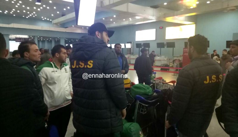 بالفيديو.. لاعبو شبيبة الساورة مُحتجزون بمطار هواري بومدين