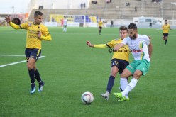 الشبيبة تنهزم بثنائية وتواصل الغرق