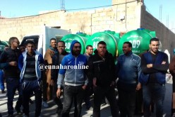 أصحاب شاحنات بيع المياه بالوادي يحتجون أمام مقر الولاية