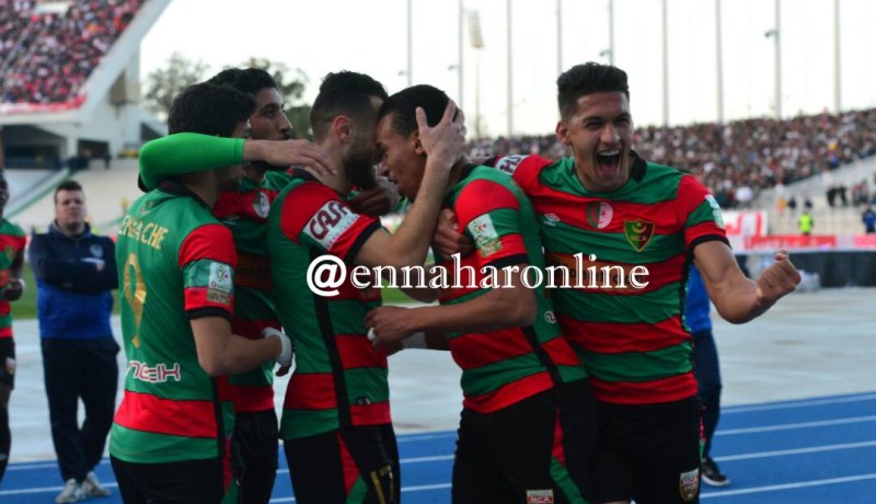 بالصور.. “العميد” مُتفوق على “الحمراوة” في الشوط الأول