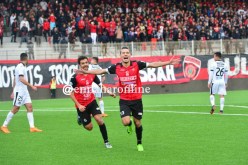 بالصور.. الإتحاد مُتفوق في الشوط الأول ضد الوفاق