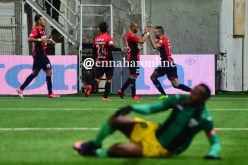 بالصور.. “سوسطارة” تجتاز “مانياما” بصعوبة وتعبر للدور القادم من كأس الكاف