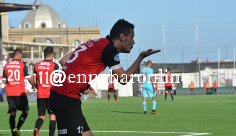 بالصور.. “سوسطارة” تُطيح بـ”الحمراوة” وتسْتعيد توَازنها !