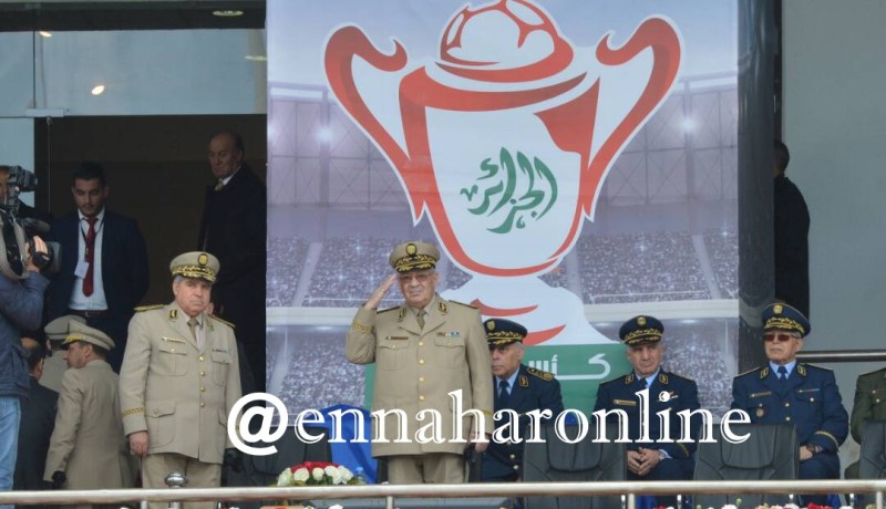 الفريق قايد صالح يتابع نهائي الكأس العسكرية بملعب 5 جويلية