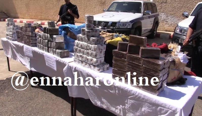 شرطي ضمن شبكة مخدرات هربت 1.5 قنطار من الكيف إلى العاصمة