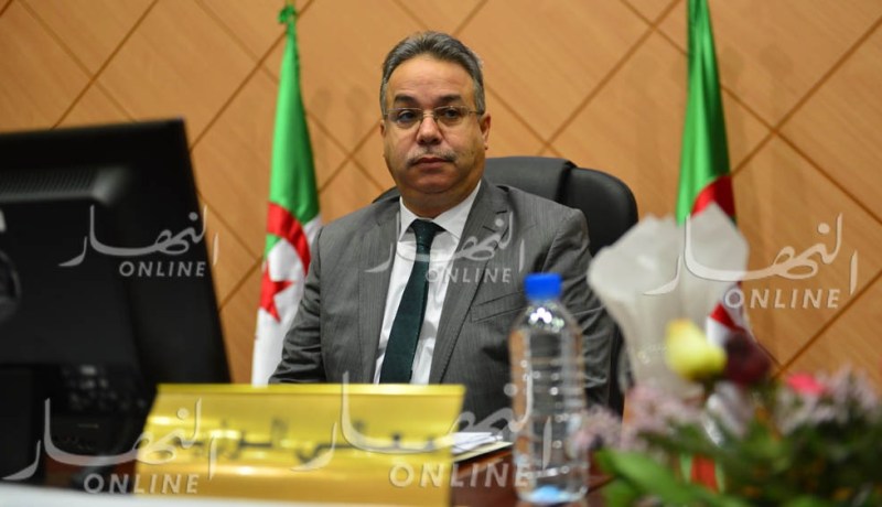 تمار يشرف على توزيع قرارات الاستفادة من 400 سكن اجتماعي عمومي ايجاري بتيبازة