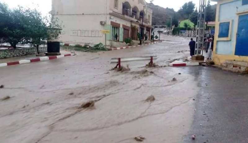 الفيضانات تجرف شخص بوادي الحسينة في عين الدفلى