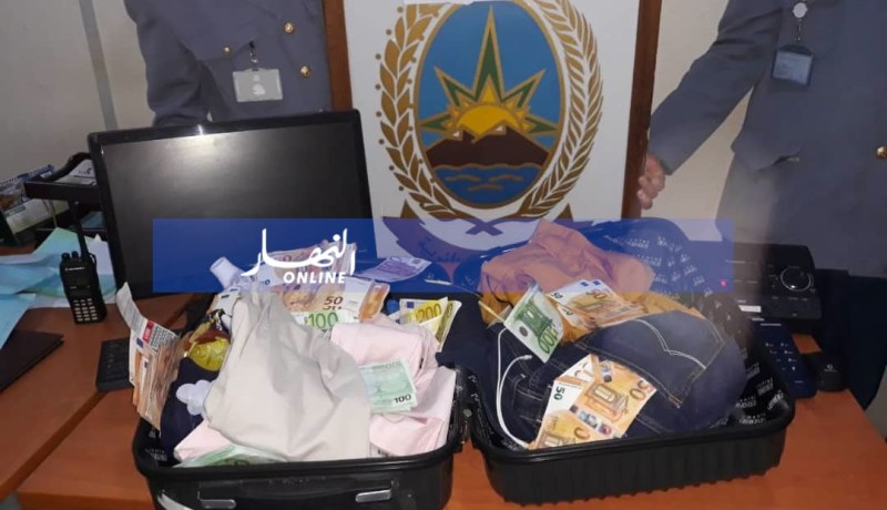 الجمارك تضبط أكثر من 42 ألف أورو بمتاع مسافر إلى تركيا بوهران