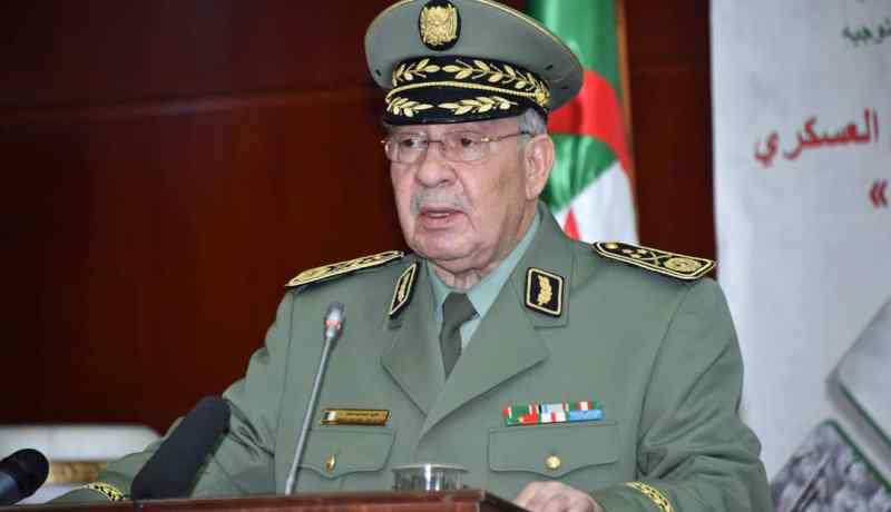 الفريق ڤايد صالح: ” ثورة أوّل نوفمبر تحمل قيم نبيلة وراقية”