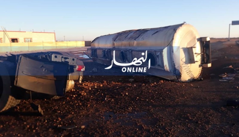 بالصور.. انقلاب شاحنة لنقل المحروقات يخلف جريحا بتندوف