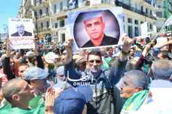 مسيرات سلمية في الجمعة الـ 15 من الحراك.. وكمال الدين فخار حاضر بقوة