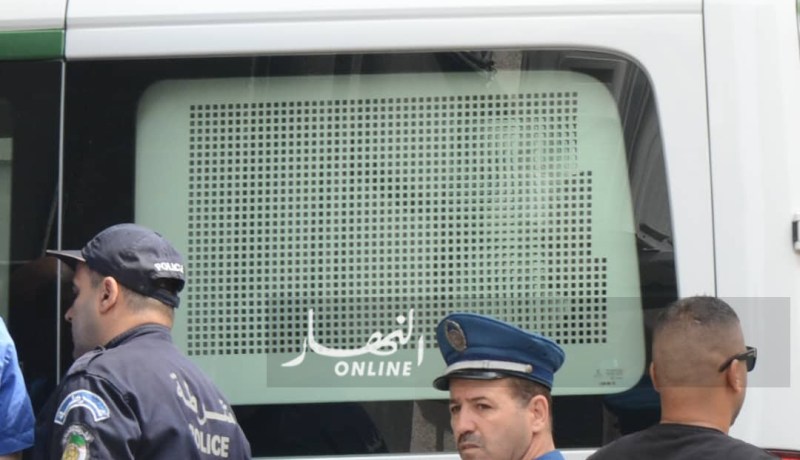 أحمد أويحيى أمام محكمة سيدي امحمد بالعاصمة في قضية مصنع “KIA”
