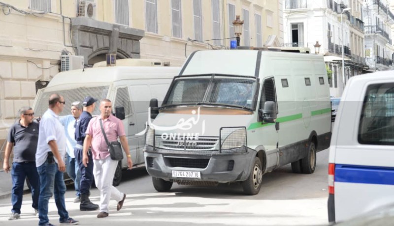 تحويل الإخوة كونيناف إلى سجن الحراش