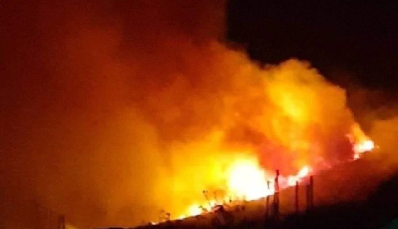بالصور.. إندلاع حريق مهول بجبال الأربعاء في البليدة