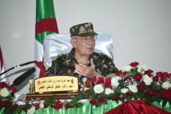 قايد صالح: العصابة تحاول الوقيعة بين الجيش والشعب من خلال شعار “دولة مدنية وليست عسكرية”