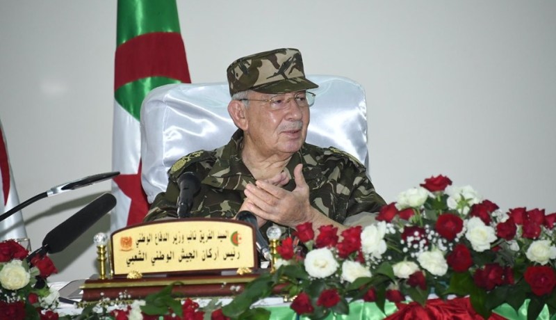 قايد صالح: العصابة تحاول الوقيعة بين الجيش والشعب من خلال شعار “دولة مدنية وليست عسكرية”