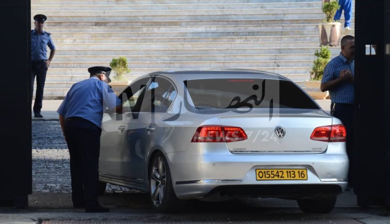 وصول بوجمعة طلعي إلى المحكمة العليا