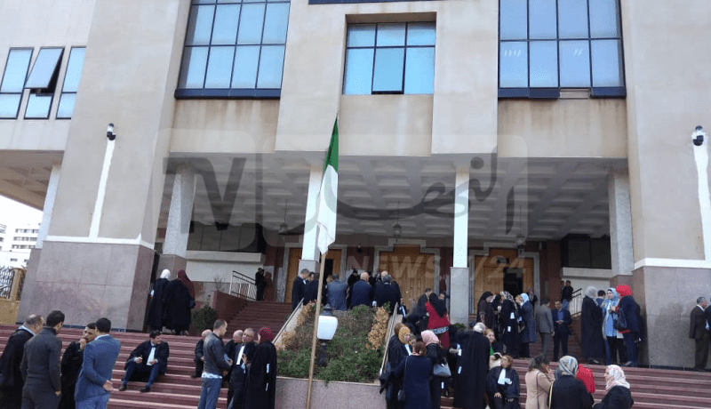 شلل في المؤسسات القضائية بالعاصمة بسبب إضراب القضاة لليوم الثاني على التوالي