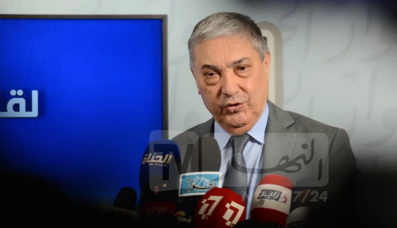 بن فليس.. الدولة في خطر وحكاية الأهل والأقارب لن تجدوها عندي