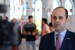 سفير جمهورية أوكرانيا يعزي الجزائر إثر وفاة الفريق أحمد قايد صالح