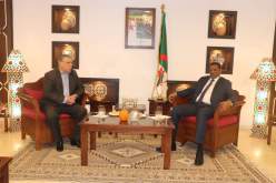 مرموري في لقاء تشاوري مع الفيدرالية الوطنية لعمال السياحة والتجارة