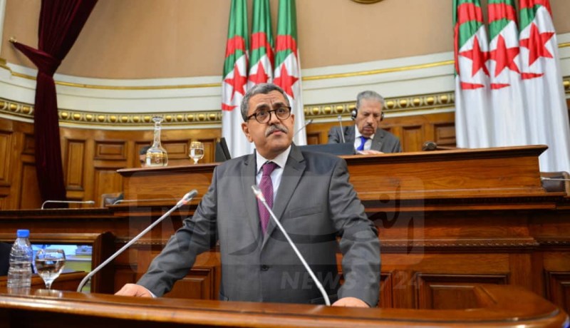 جراد: سيتم فتح أول وكالة بنكية وطنية بالخارج