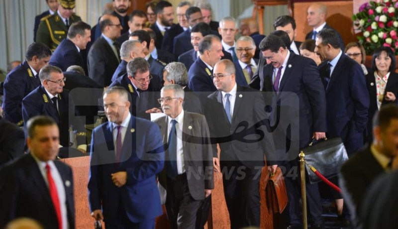 توافد الوزراء ترقبا لإجتماع الحكومة بالولاة