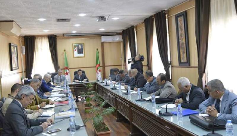 وزير التربية يلتقي بالنقابة المستقلة لأساتذة التعليم الإبتدائي