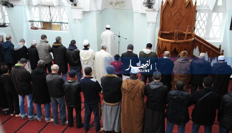 جراد: إجتماع مع الفاعلين بقطاع الشؤون الدينية اليوم للإفتاء في تعليق صلاة الجماعة