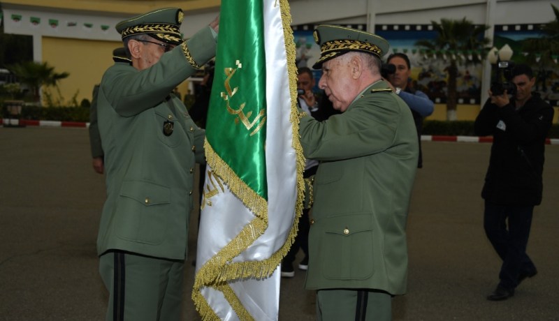 اللواء شنقريحة ينصب رسميا القائد الجديد للقوات البرية