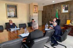 وزير الصناعة يجتمع مع الشريك الإجتماعي لتقييم وضع المؤسسات