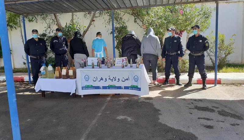 وهران.. توقيف شبكة إجرامية خطيرة وحجز 19 قارورة زجاجية من المولوتوف