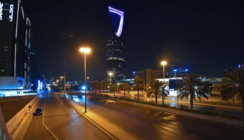 السعودية :رفع جزئي لحظر التجول مع إبقائه 24 ساعة على مكة