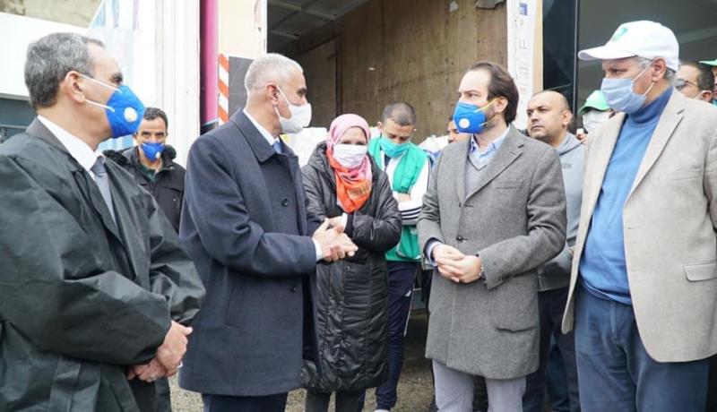 البليدة.. نادي المقاولين والصناعيين للمتيجة يوزع 12000 قفة لفائدة العائلات