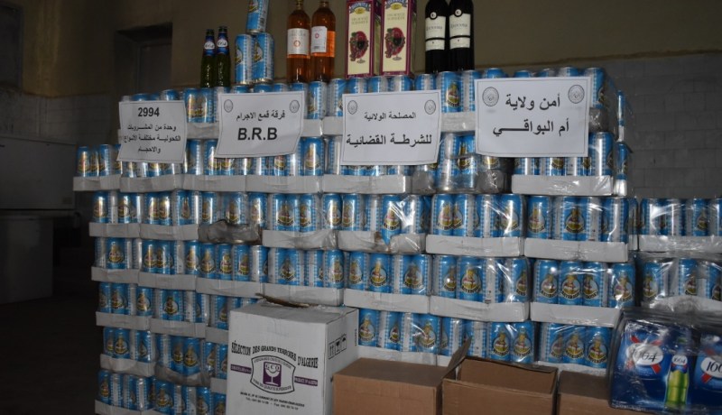 أم البواقي.. توقيف شخص وحجز حوالي 3 آلاف قنينة خمر