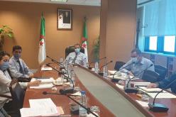 وزير التجارة يقّيم نظام تعويض تكاليف النقل البري للبضائع إلى الجنوب