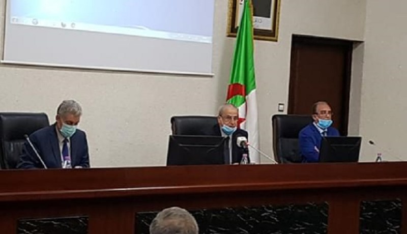 تنصيب الخلية المركزية المكلفة بمتابعة إنهاء السنة الجامعية وتحضير الدخول المقبل