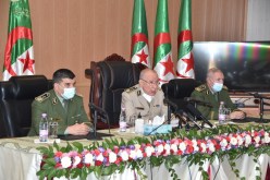 الفريق السعيد شنڤريحة يُنصب نور الدين قواسمية قائدا للدرك الوطني