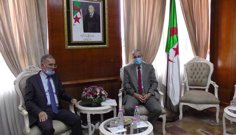 وزير التعليم العالي يبحث سبل التعزيز العلمي مع سفير فلسطين