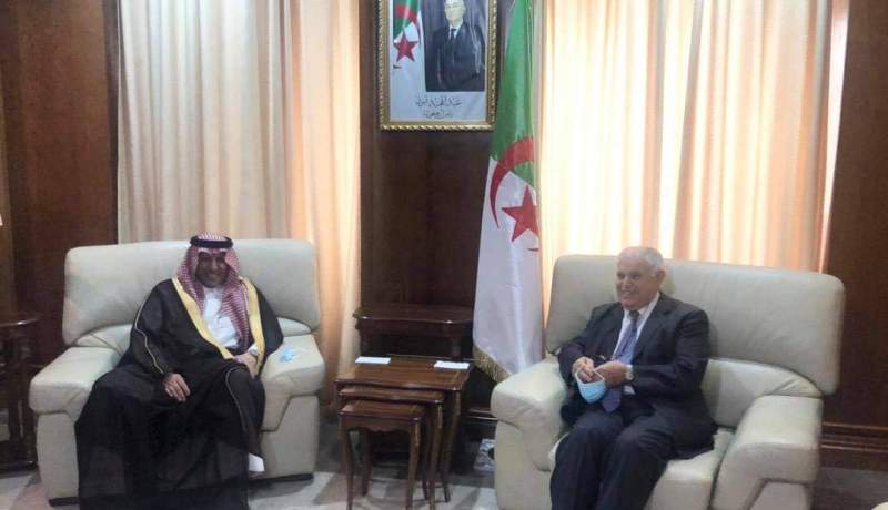 وزير الطاقة يبحث سبل التعاون الطاقوي مع سفير السعودية