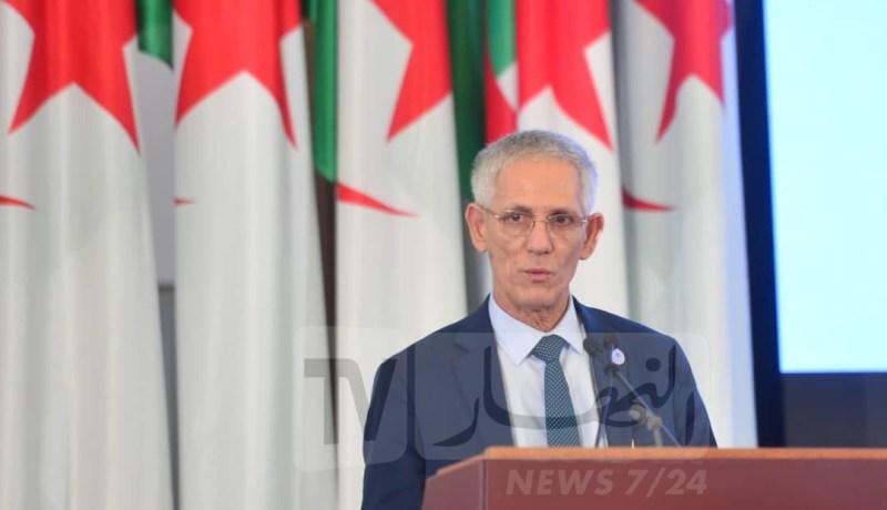 وزير الصناعة: قدمنا 5 مقترحات مراسيم تنفيذية لتحويل الصناعات التركيبية إلى صناعية