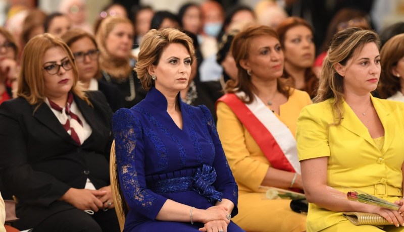 تونس.. العفو عن 73 سجينة بمناسبة العيد الوطني للمرأة وأول ظهور رسمي لزوجة قيس سعيّد